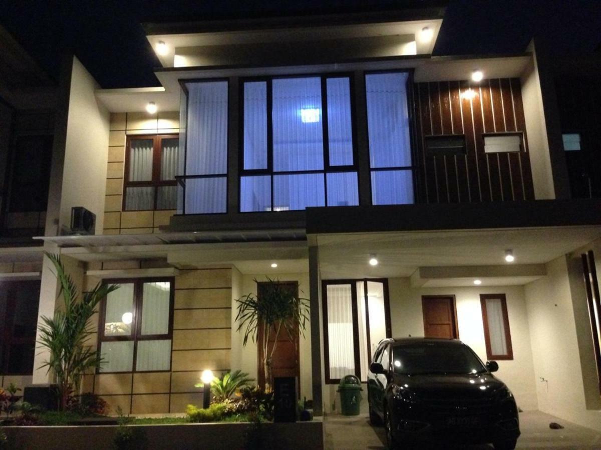 יוגיאקרטה Fams Homestay By Fh Stay מראה חיצוני תמונה