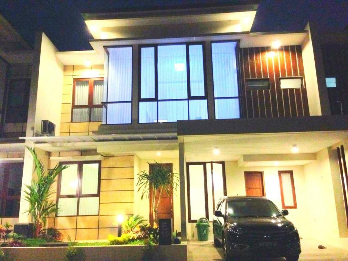 יוגיאקרטה Fams Homestay By Fh Stay מראה חיצוני תמונה